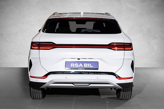 BYD Seal U 4 of 5