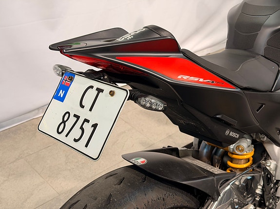 Aprilia RSV4 RR 4 of 5