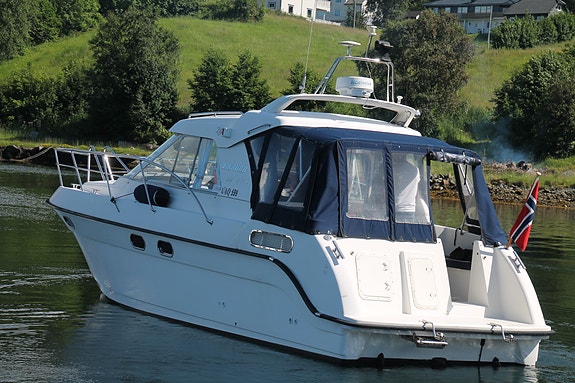 Viksund 310 St Cruz HT-BÅTEN KAN NÅ VISES I MAUSEIDV /ÅlesundÅG 3 of 5