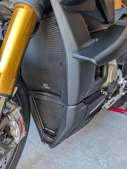 Ducati Streetfighter V4 SP 8 of 22
