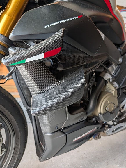 Ducati Streetfighter V4 SP 20 of 22
