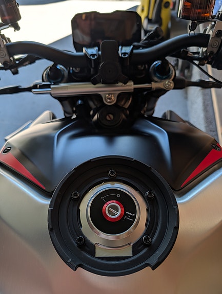 Ducati Streetfighter V4 SP 10 of 22