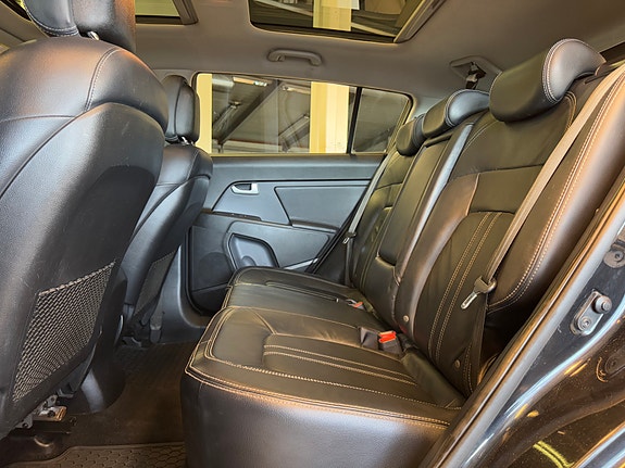 Kia Sportage 14 of 30