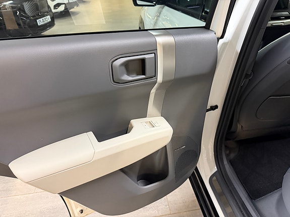 Kia EV3 18 of 30