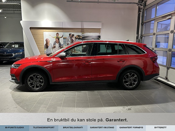 Skoda Octavia Scout 3 of 5