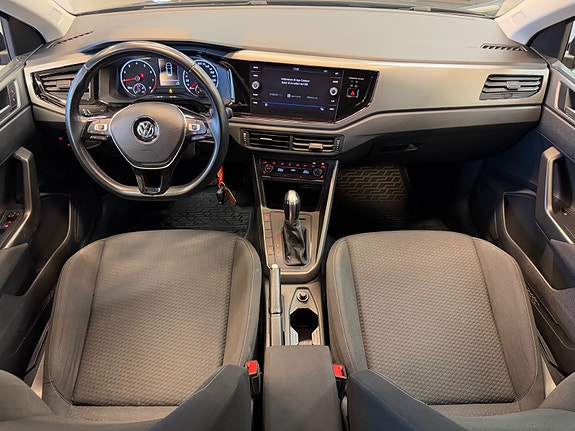 Volkswagen Polo 18 of 29