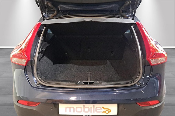 Volvo V40 Cross Country 5 of 5