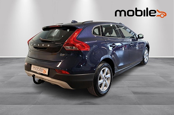 Volvo V40 Cross Country 3 of 5
