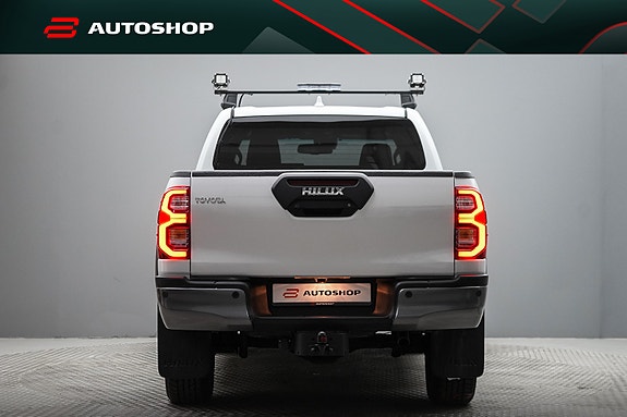 Toyota HiLux 5 of 30