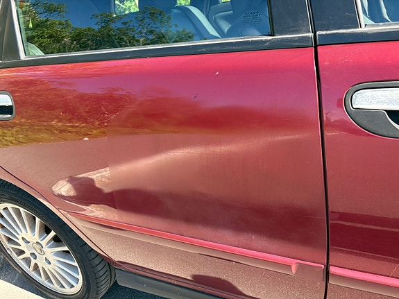 Volvo V40 4 of 5