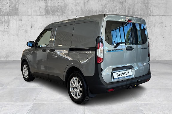 Ford E-Transit Courier 3 of 5