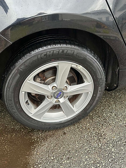 Volvo V40 20 of 25