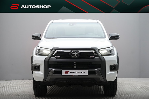 Toyota HiLux 9 of 30
