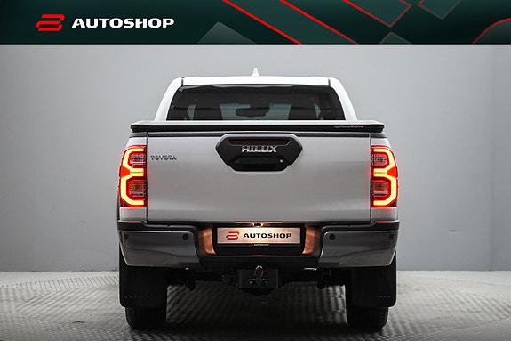 Toyota HiLux 5 of 5