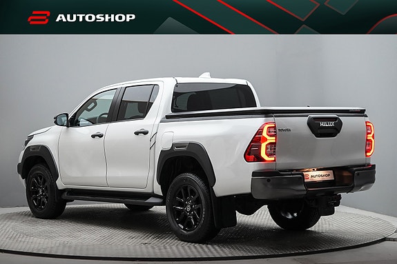 Toyota HiLux 4 of 5