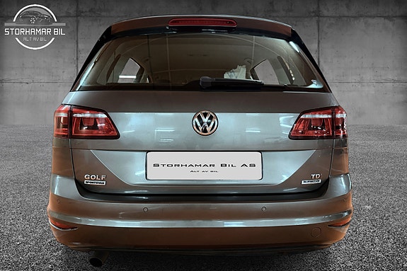 Volkswagen Golf Sportsvan 4 of 5