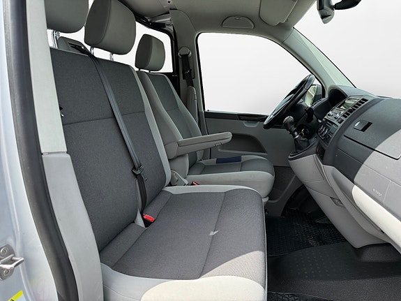 Volkswagen Transporter 18 of 26