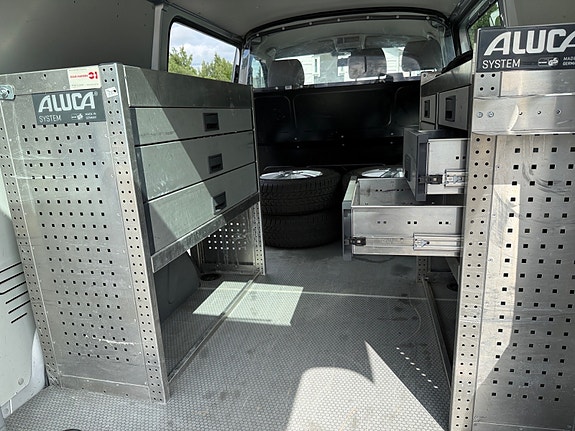 Volkswagen Transporter 19 of 26