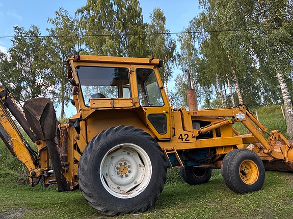 Ford Hymas 42/Ford 6600 2 of 5