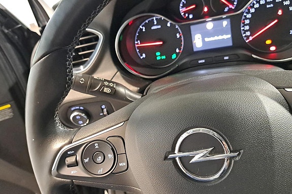 Opel Grandland X 16 of 27