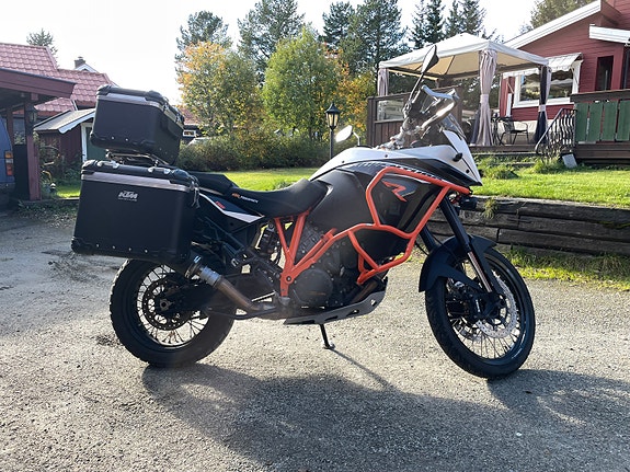 KTM 1190 Adventure R 2 of 5