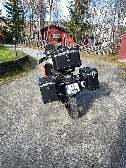 KTM 1190 Adventure R 4 of 5
