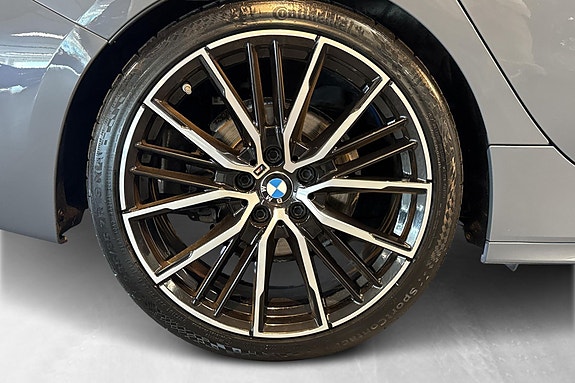 BMW 118i 5 of 5