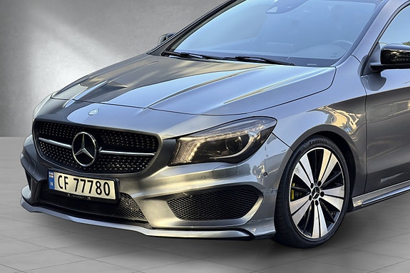 Mercedes-Benz CLA180 4 of 5