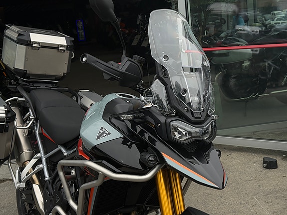 Triumph Tiger 900 Rally Pro 2 of 5