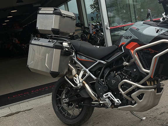 Triumph Tiger 900 Rally Pro 4 of 5
