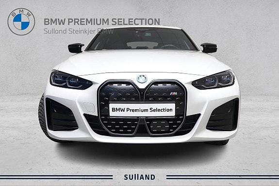 BMW i4 3 of 5