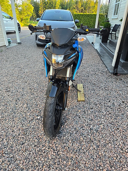 Suzuki GSX-S 125 3 of 5