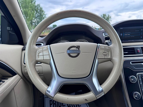Volvo V70 18 of 23