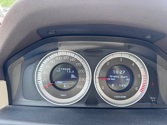 Volvo V70 19 of 23