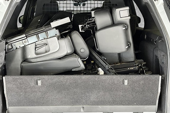 Land Rover Discovery 5 19 of 30