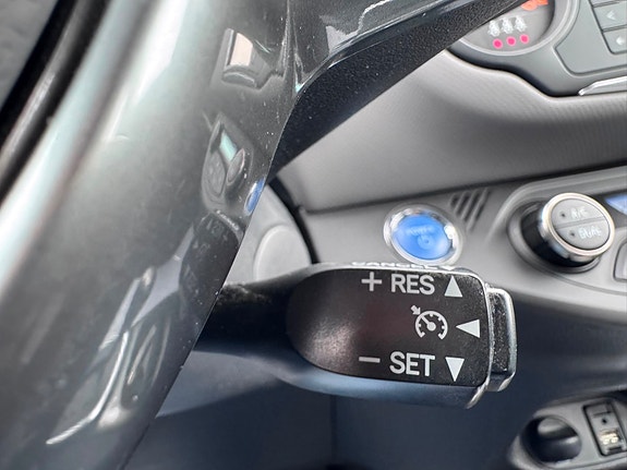 Toyota Yaris 17 of 23