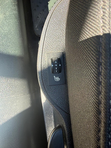 Peugeot 207 13 of 19