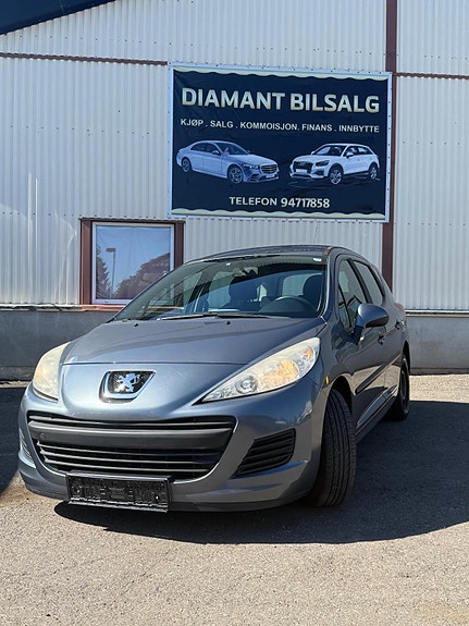 Peugeot 207 3 of 19
