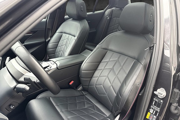 BMW i5 10 of 20