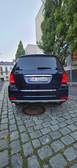 Mercedes-Benz GL450 9 of 30