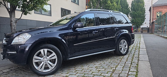 Mercedes-Benz GL450 15 of 30