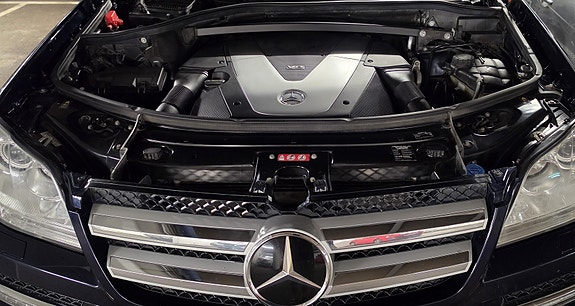 Mercedes-Benz GL450 18 of 30