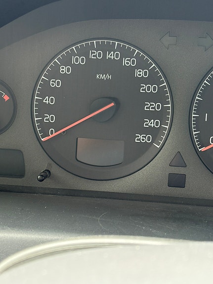 Volvo S60 4 of 5