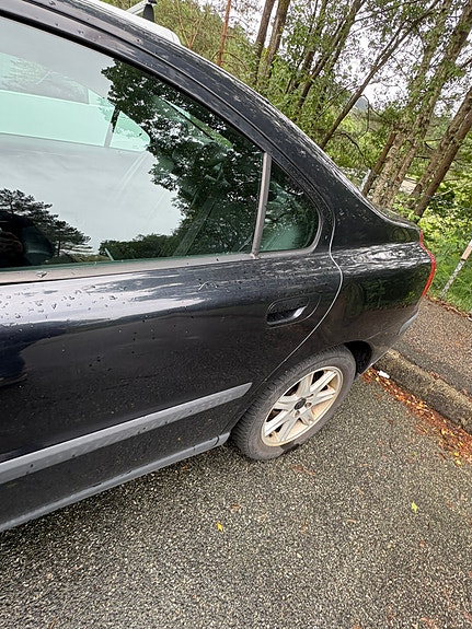 Volvo S60 3 of 5