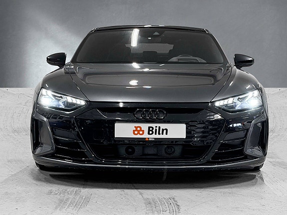 Audi e-tron GT 9 of 30
