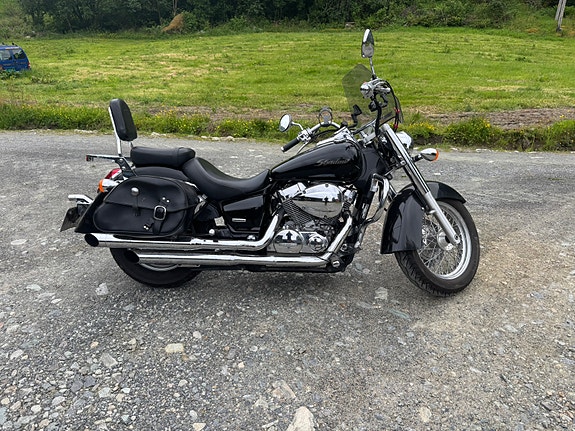 Honda VT 750 C Shadow 4 of 5