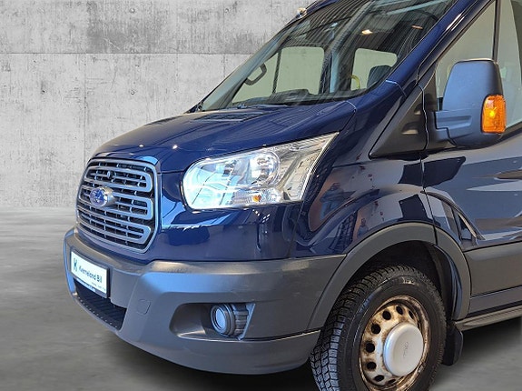 Ford Transit 2 of 5