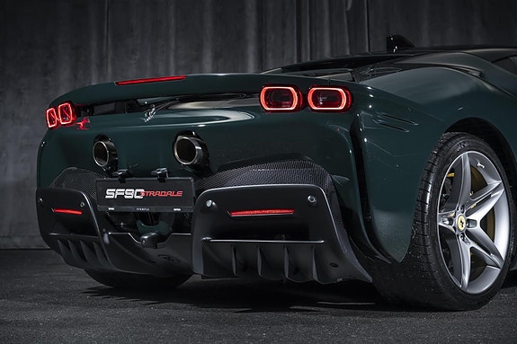 Ferrari SF90 Stradale 9 of 30