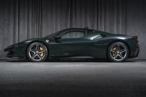 Ferrari SF90 Stradale 2 of 30