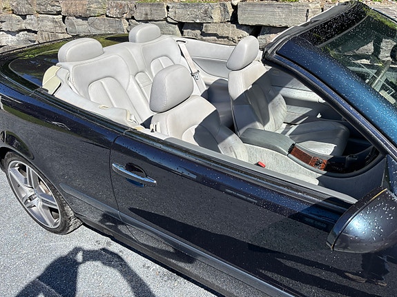 Mercedes-Benz CLK200 5 of 6